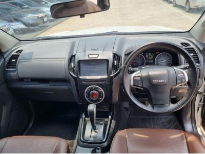 ปี 2019 ISUZU D-MAX CAB4 3.0 Z HILANDER CC. สี ขาว เกียร์ Auto รูปที่ 8